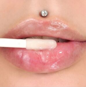 Jeffree Star The Gloss Let Me Be Perfectly Clear NIB